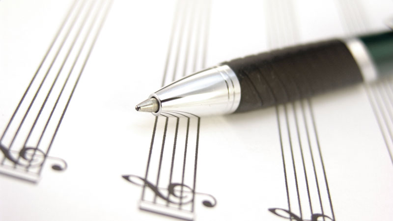 Blank sheet music with Pen